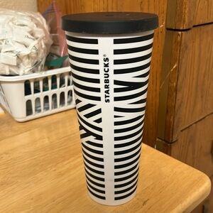 STARBUCKS Black & White ZEBRA STRIPE VENTI Cold Cup TUMBLER 24oz BLK Straw